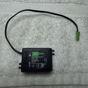 LOOX 24V 3-Way Distributor Switch Distribution Block 833.77.720